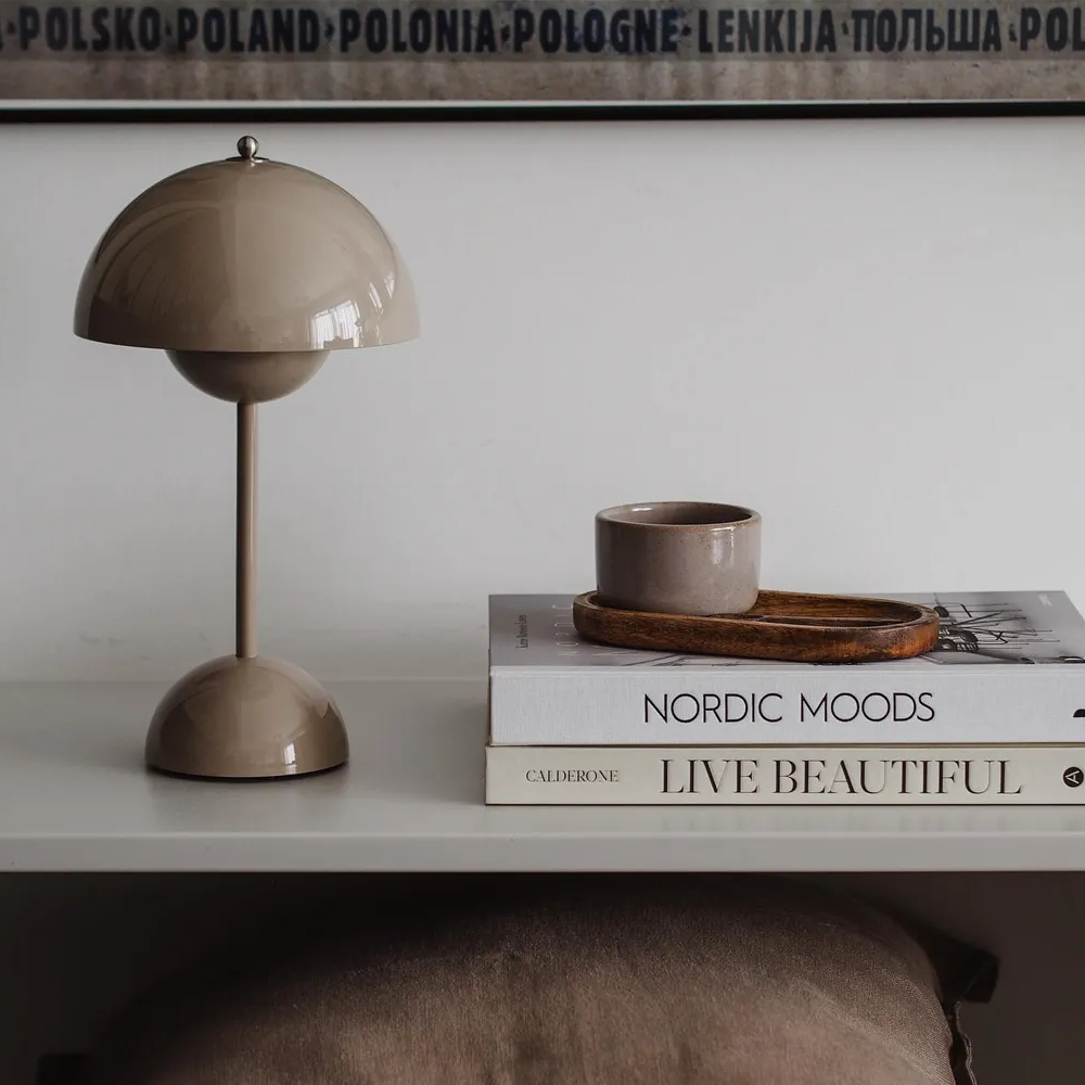 RetroBloom Light – Table lamp