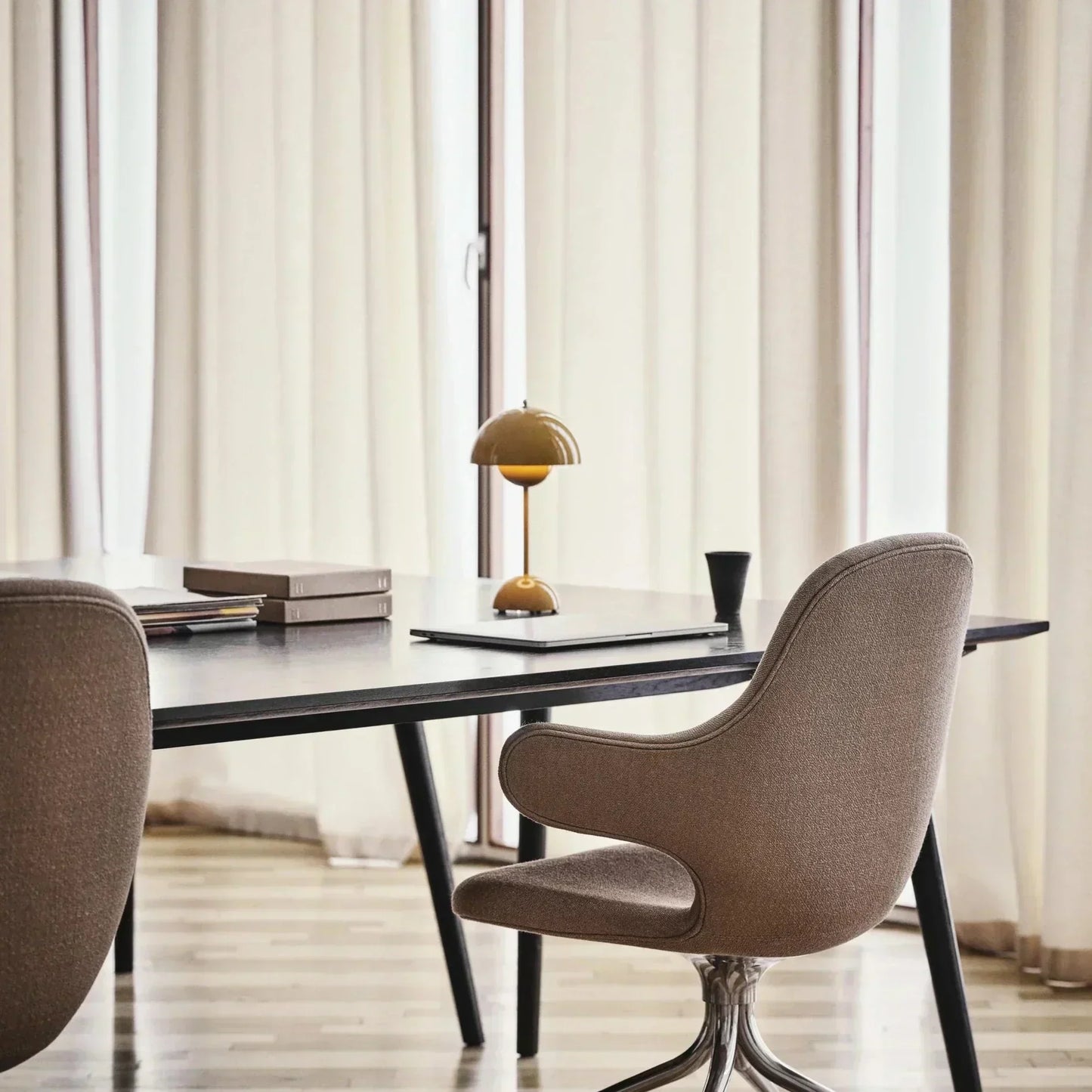 RetroBloom Light – Table lamp